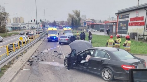 Tczew - Zderzenie dwóch aut w rejonie Jagiellońskiej