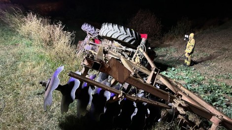 Tczew - Tragedia pod Gniewem. Mężczyzna przygnieciony przez ciągnik