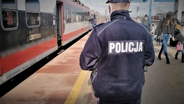 Tczew - Po służbie, ale czujni. Wywiadowcy z Tczewa zatrzymali osobę poszukiwaną