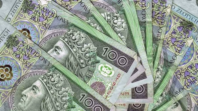 Tczew - Ruszyła lawina wniosków o 800 plus na Pomorzu. ZUS przyjął już 131 tysięcy dokumentów