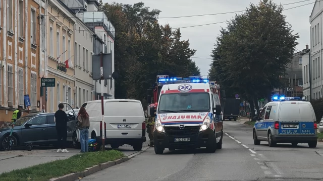 Tczew - Nagle zjechał i uderzył w zaparkowane auta