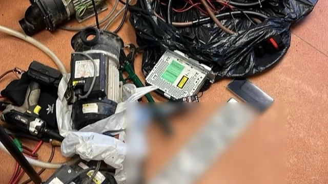 Tczew - Ginęły katalizatory i tablice rejestracyjne. 32-latek w rękach funkcjonariuszy