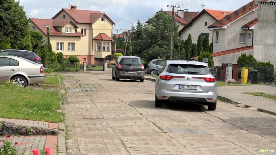 Dwie firmy chcą przebudowywać Kossaka